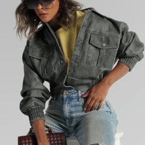 Chaqueta con estilo desgastado